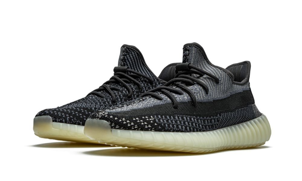 adidas Yeezy Boost 350 V2 Carbon - OnSize