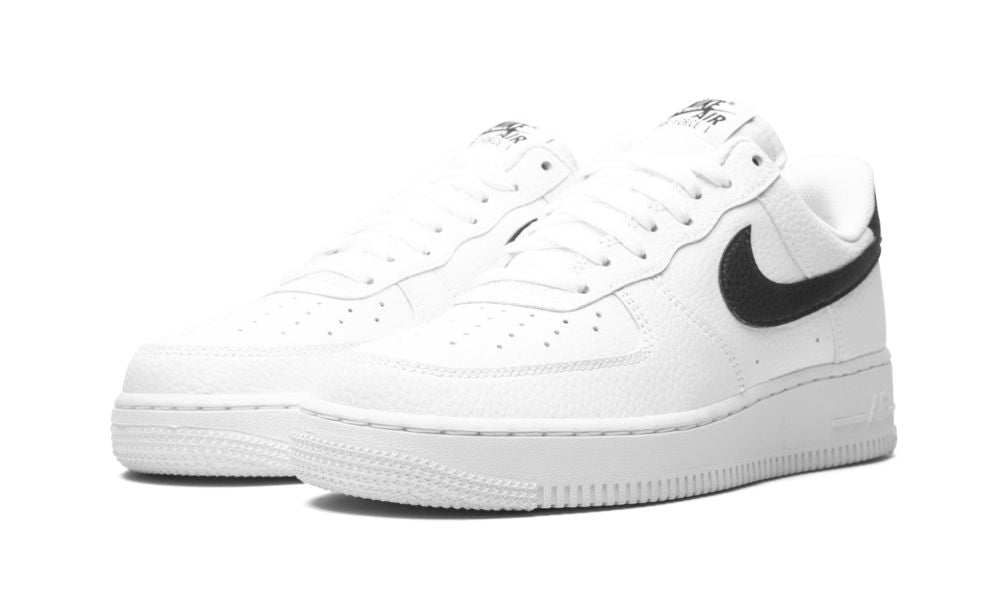 Nike Air Force 1 Low '07 White Black Pebbled Leather - OnSize