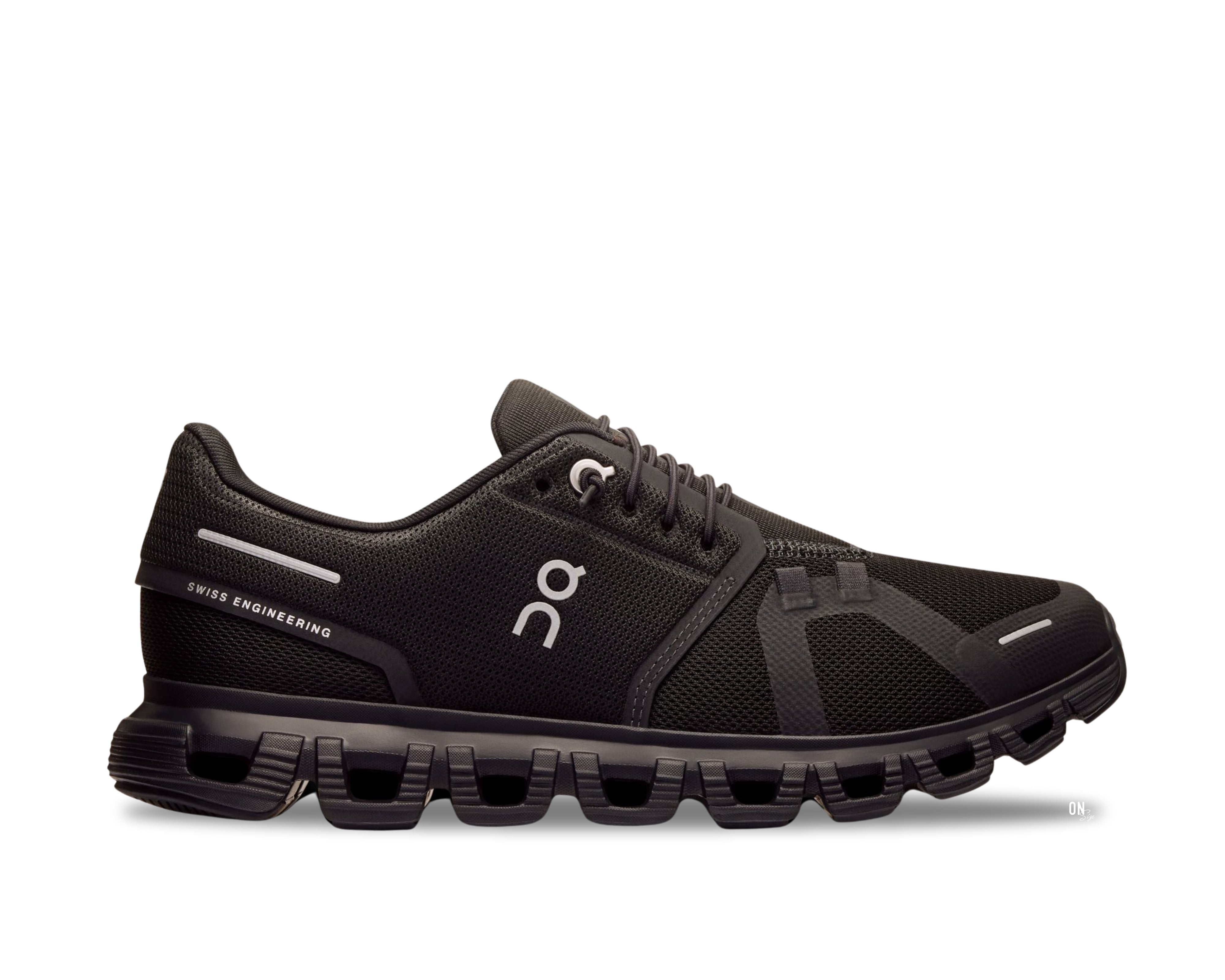 On Running Cloud 6 Black (Women's)