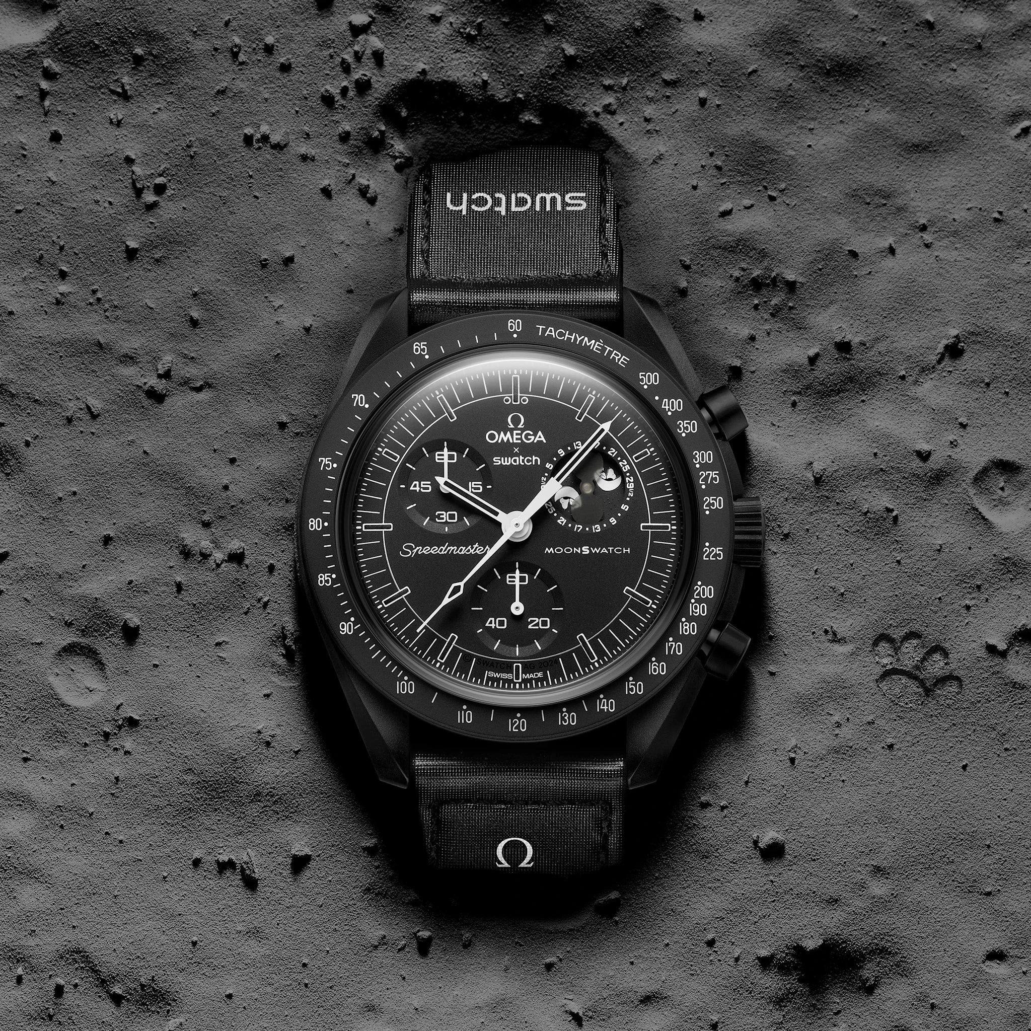 Swatch x Omega Bioceramic Moonswatch Mission To Moonphase Snoopy Black - OnSize